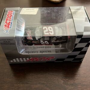 Vintage xl T-shirt/car Kevin Harvick #29 Budweiser 11 impala limited edition